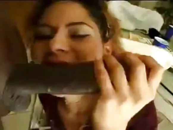 Latina MILF xuuxxee liqimsitee ebony nurse's cum.